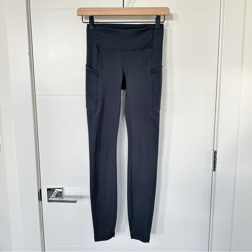 Lululemon Speed Up Tight Luxtreme 28" Melanite Size 2